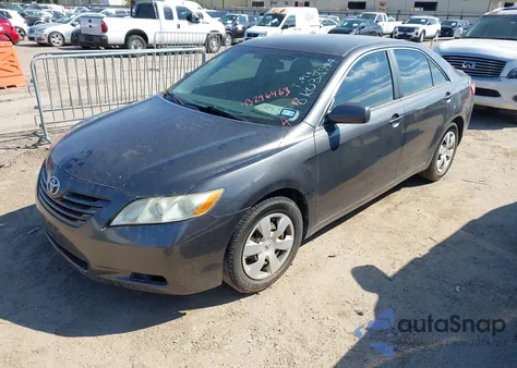 2008 Toyota Camry Le z USA, uszkodzony, nr VIN 4T4BE46K28R038944